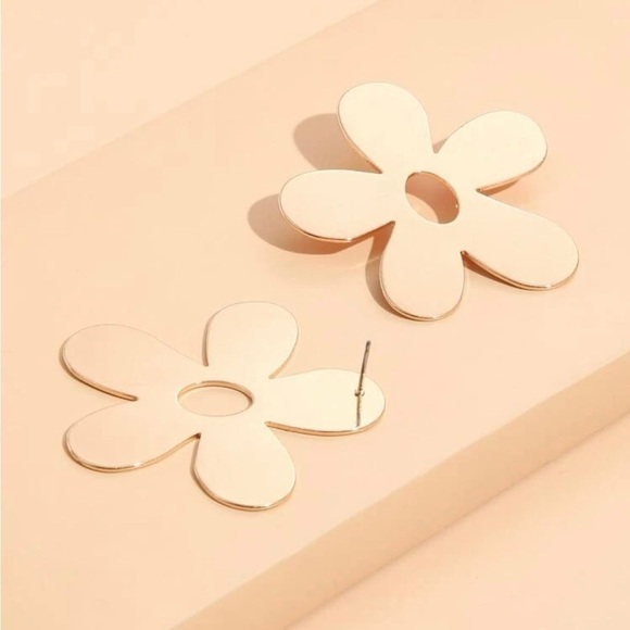 Gold Oversized Flower Stud Earrings - Picture 4 of 9
